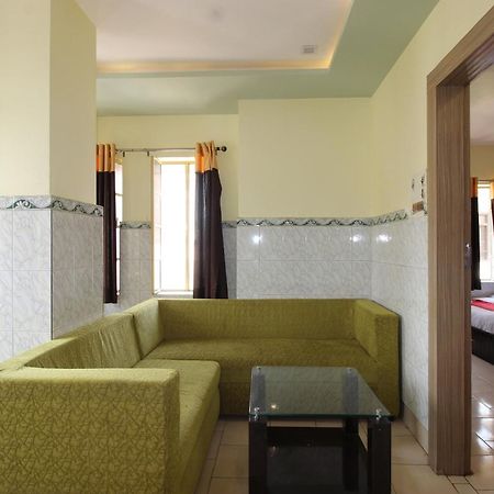 Hotel O Blue Diamond Varanasi Bagian luar foto