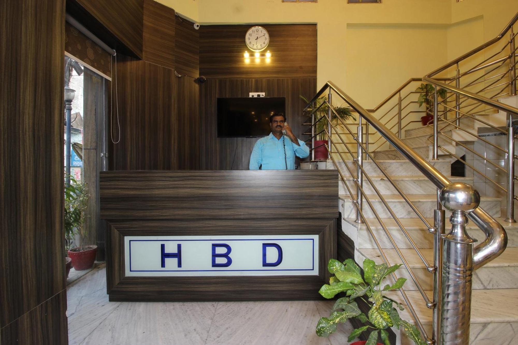 Hotel O Blue Diamond Varanasi Bagian luar foto