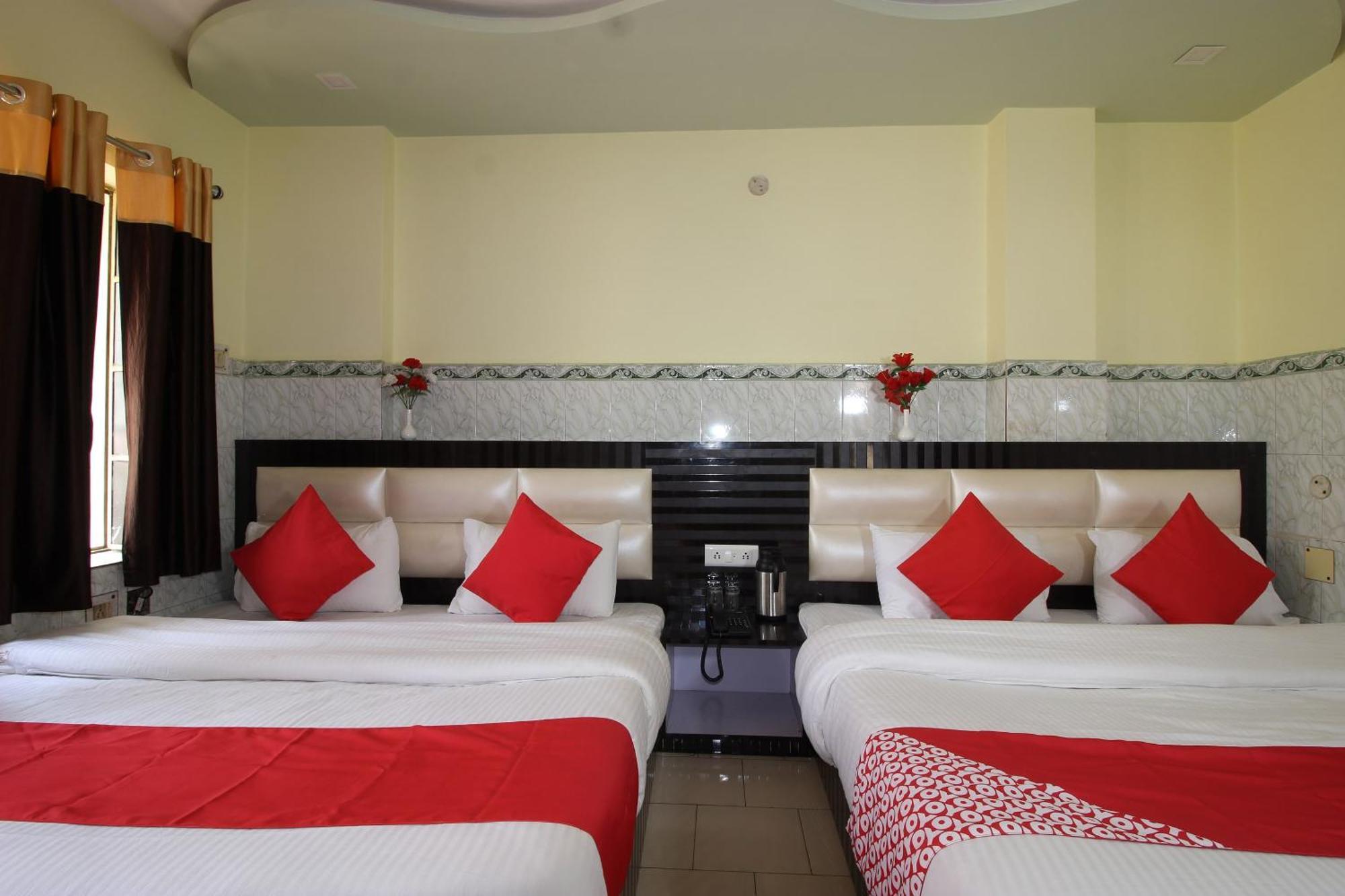 Hotel O Blue Diamond Varanasi Bagian luar foto